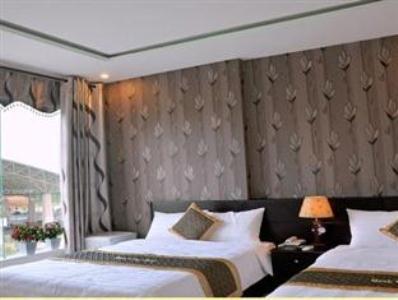 Manh Cuong Hotel Дананг Екстериор снимка